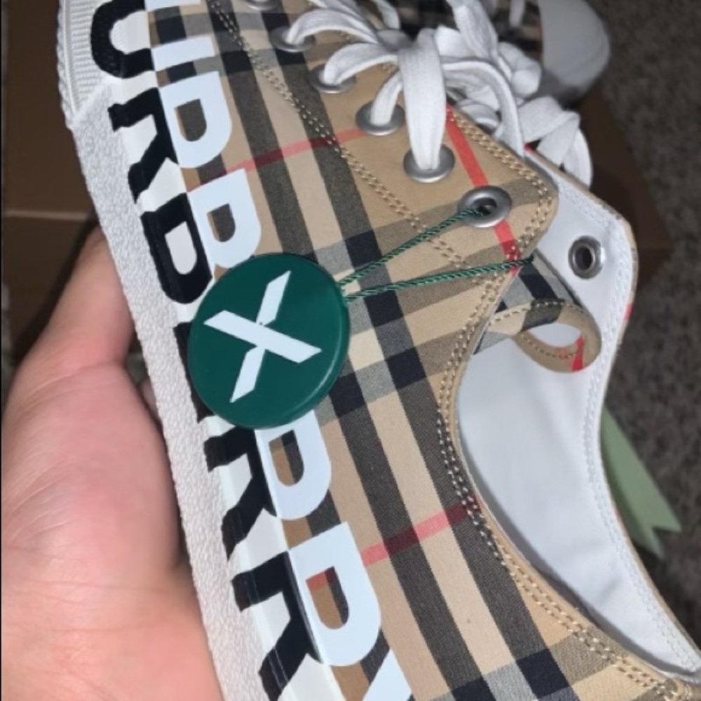BURBERRY Logo Print Vintage Check Cotton Sneakers - Picture 4 of 5